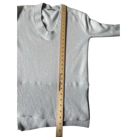 Vince V neck Cashmere Sweater size XXS Pale Blue - Picture 5 of 9